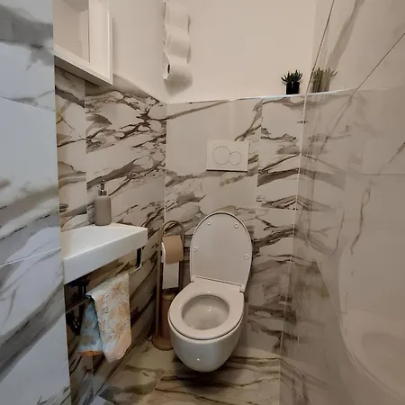 Apartment Flat In Centro Storico La Casa Di Luna